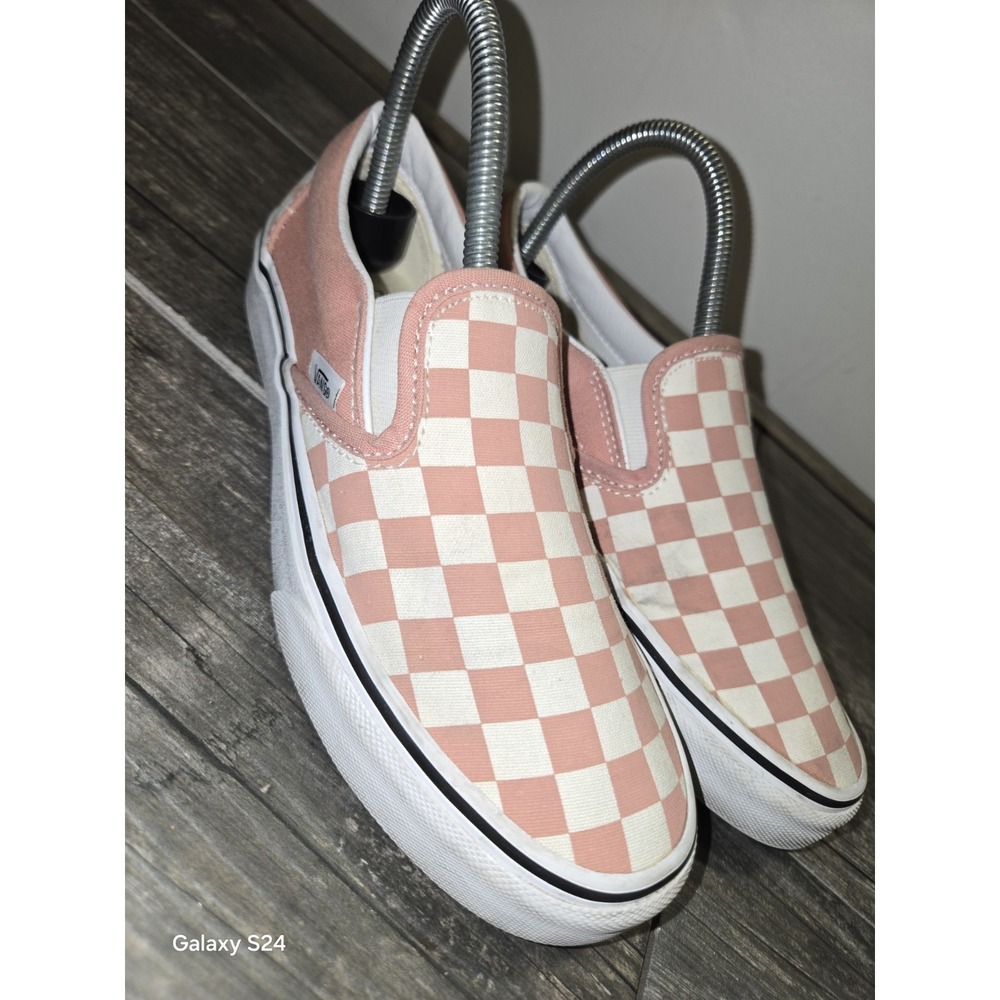 Vans Classic Slip-On Shoes Womens Size 6.5 Pink Checkered Casual Sneakers